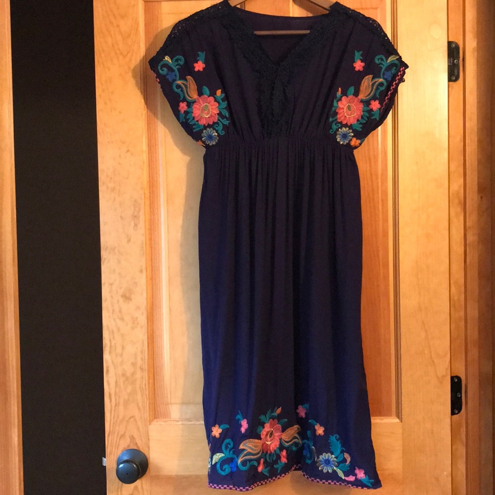 Embroidery Dress (NWOT)